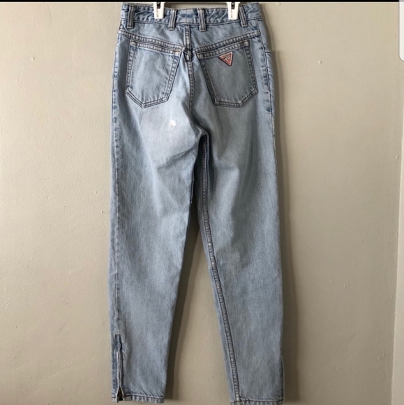 Guess Jeans - Picture 1 of 3